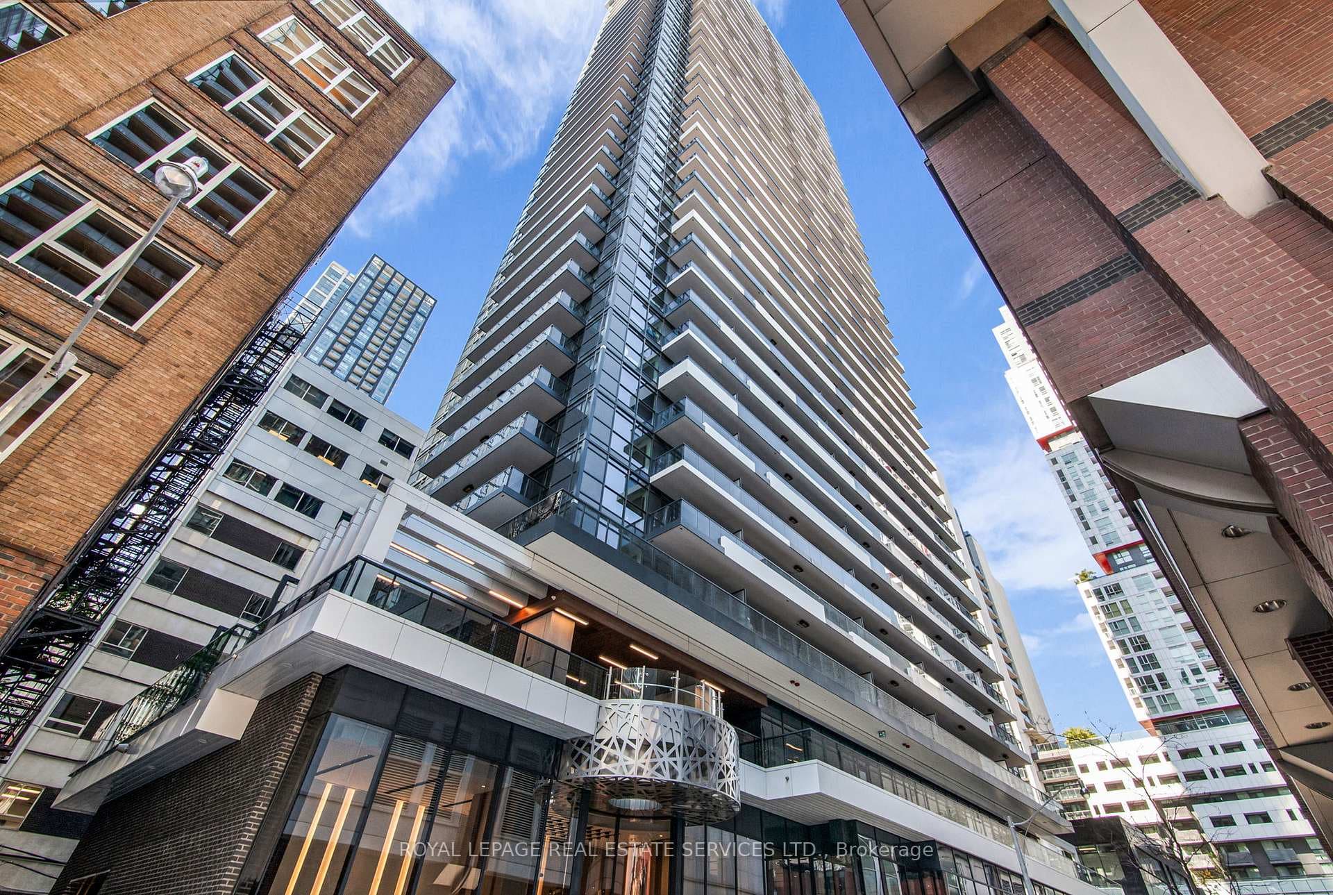 38 Widmer Street Unit 4606, Downtown Toronto / Waterfront, ON M5V 0P7 - Photo 1