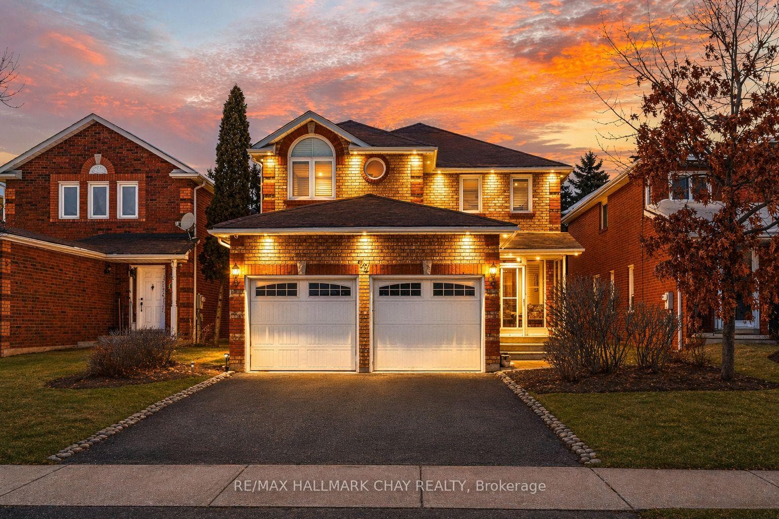 72 Ravenscliffe Court, Brampton, ON L6X 4N9 - Photo 1
