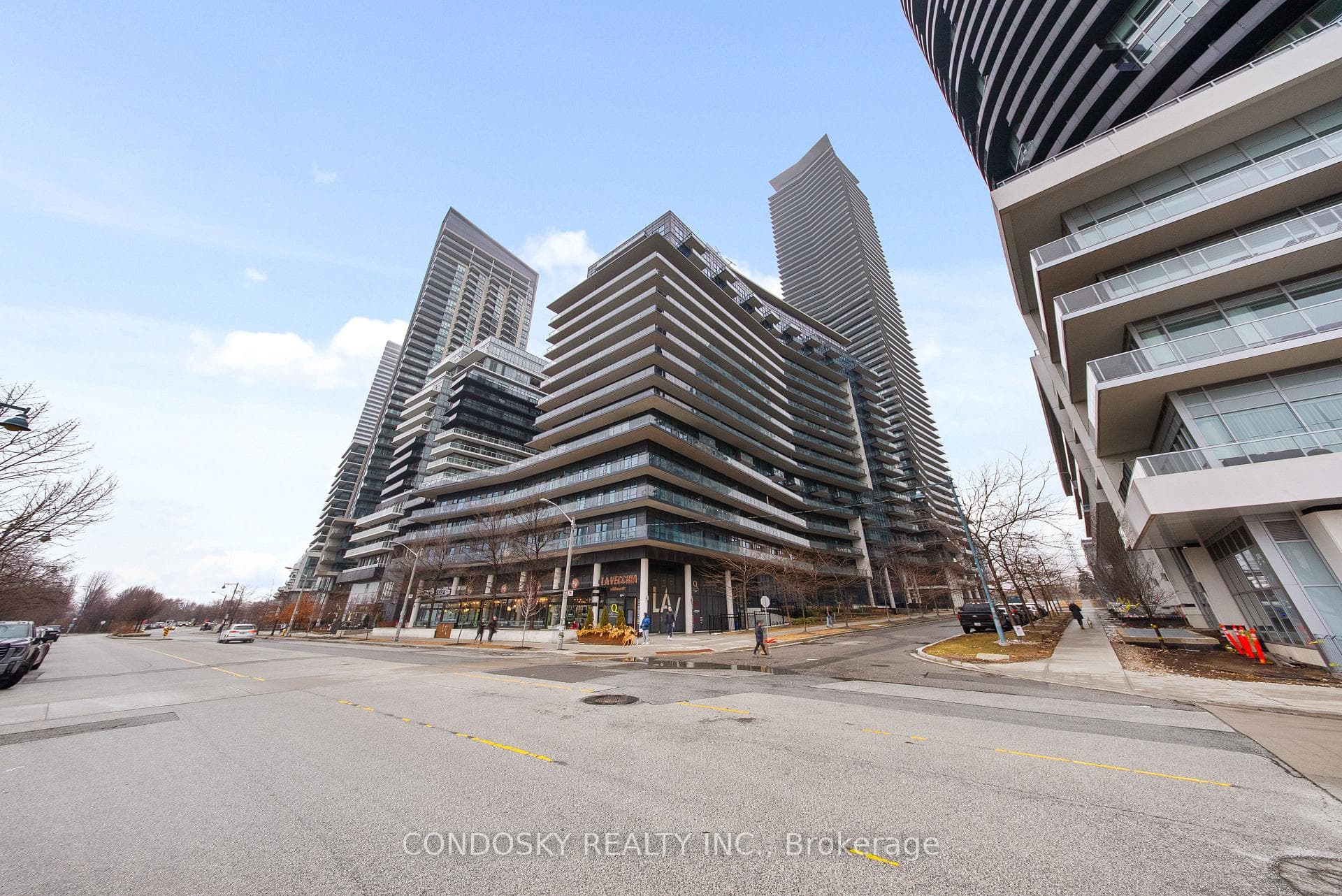 39 Annie Craig Drive Unit 914, Liberty Village / Parkdale / South Parkdale, ON M8V 0H1 - Photo 1