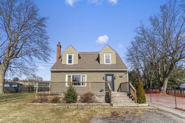 188 Thorold Road, Welland, ON L3C 3V7 - Photo 1