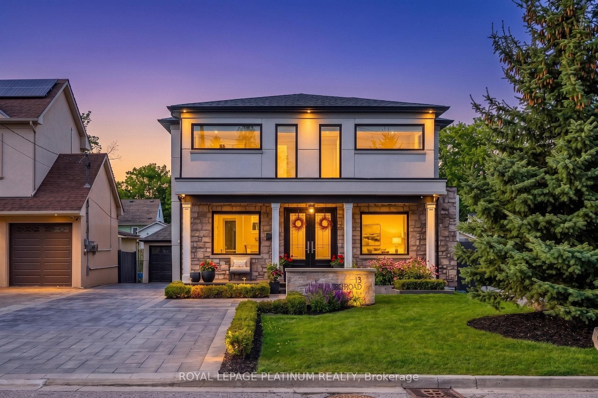 13 Arch Road, Mississauga