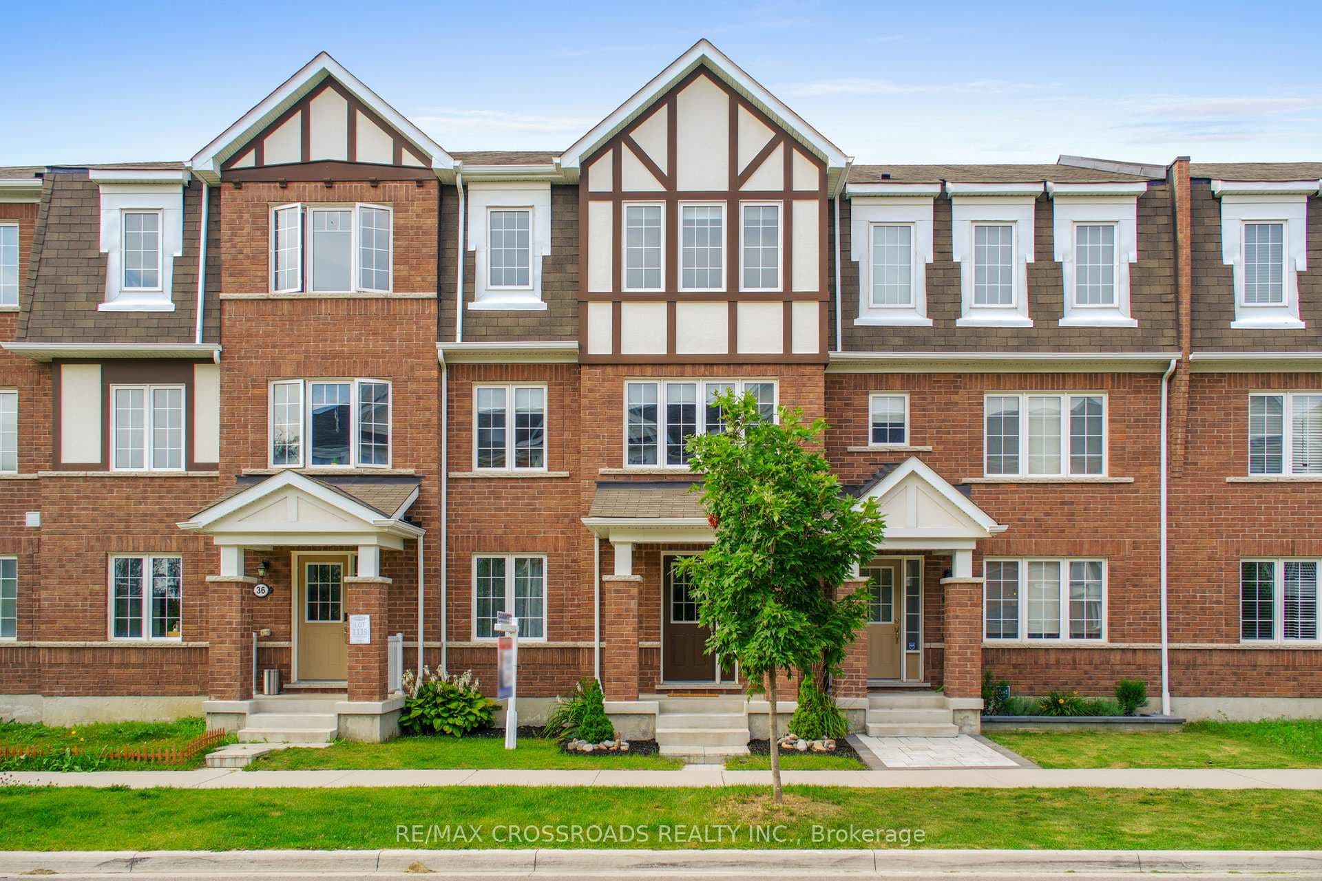 34 Bluegill Crescent, Whitby, ON L1P 0E4 - Photo 1