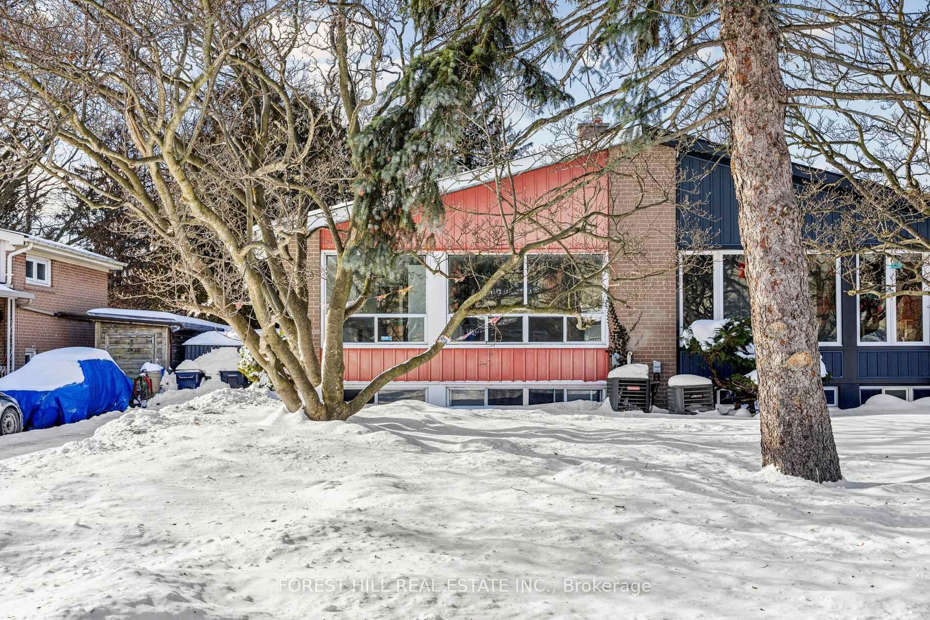 26 Fenside Drive, Don Mills / Parkwoods / Victoria Village, ON M3A 2V3 - Photo 1