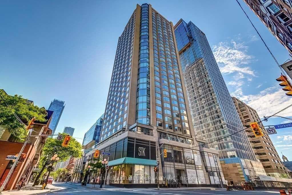 155 Yorkville Avenue Unit 817, Annex / Yorkville / Summerhill, ON M5R 0B4 - Photo 1