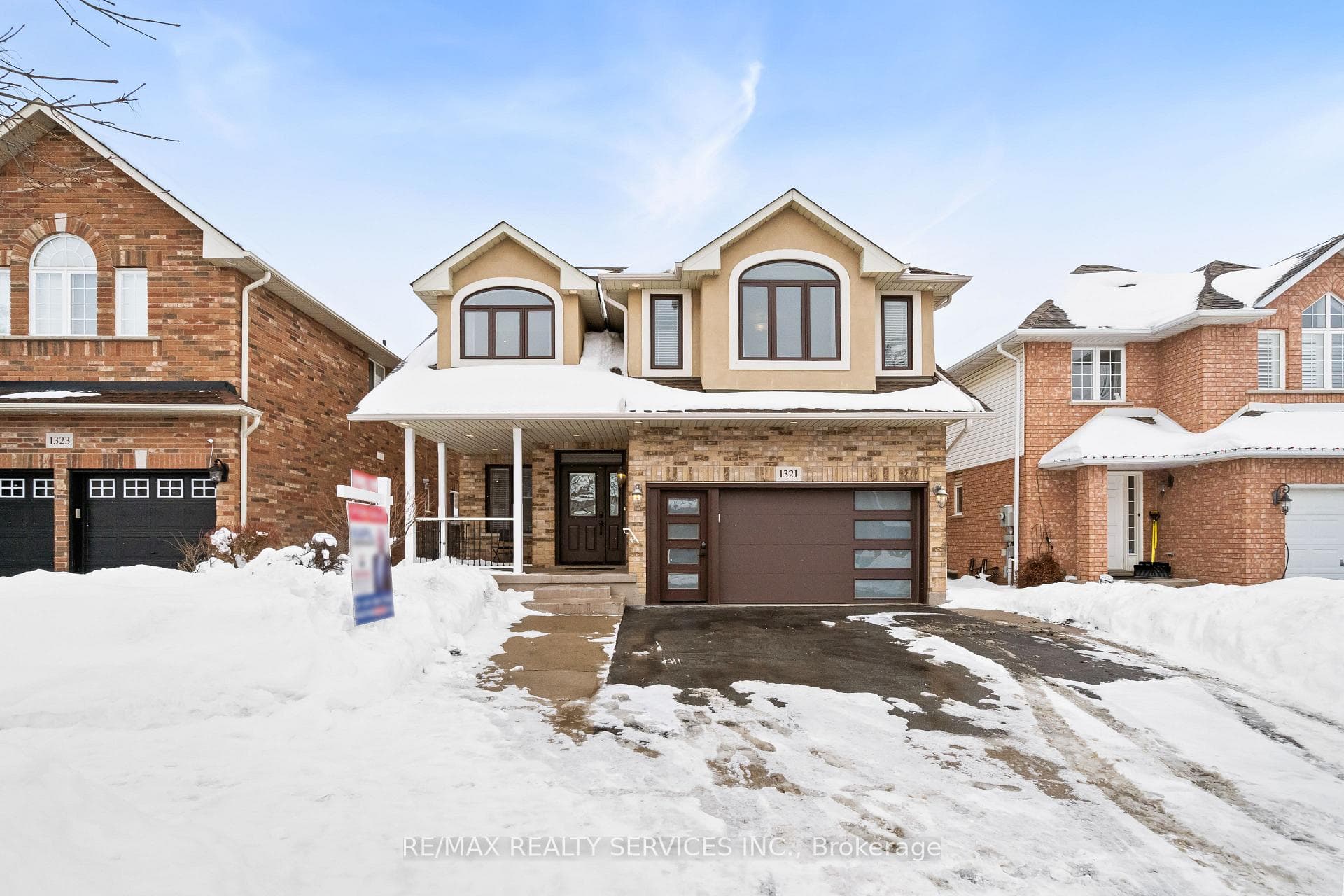 1321 Inglehart Drive, Burlington, ON L7M 4Z3 - Photo 1