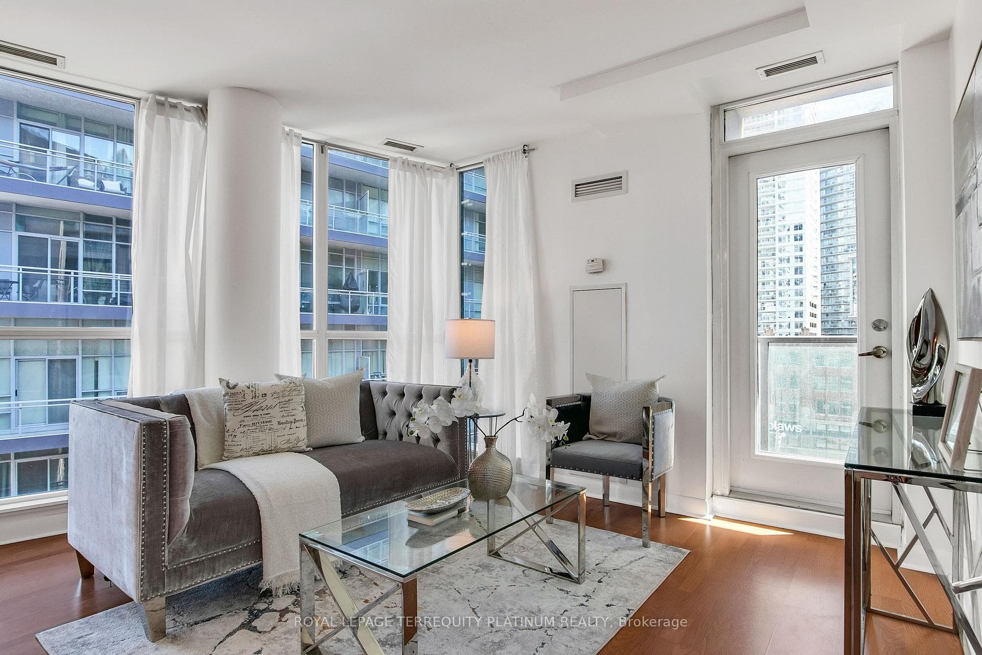 600 Fleet Street Unit 727, Toronto C01