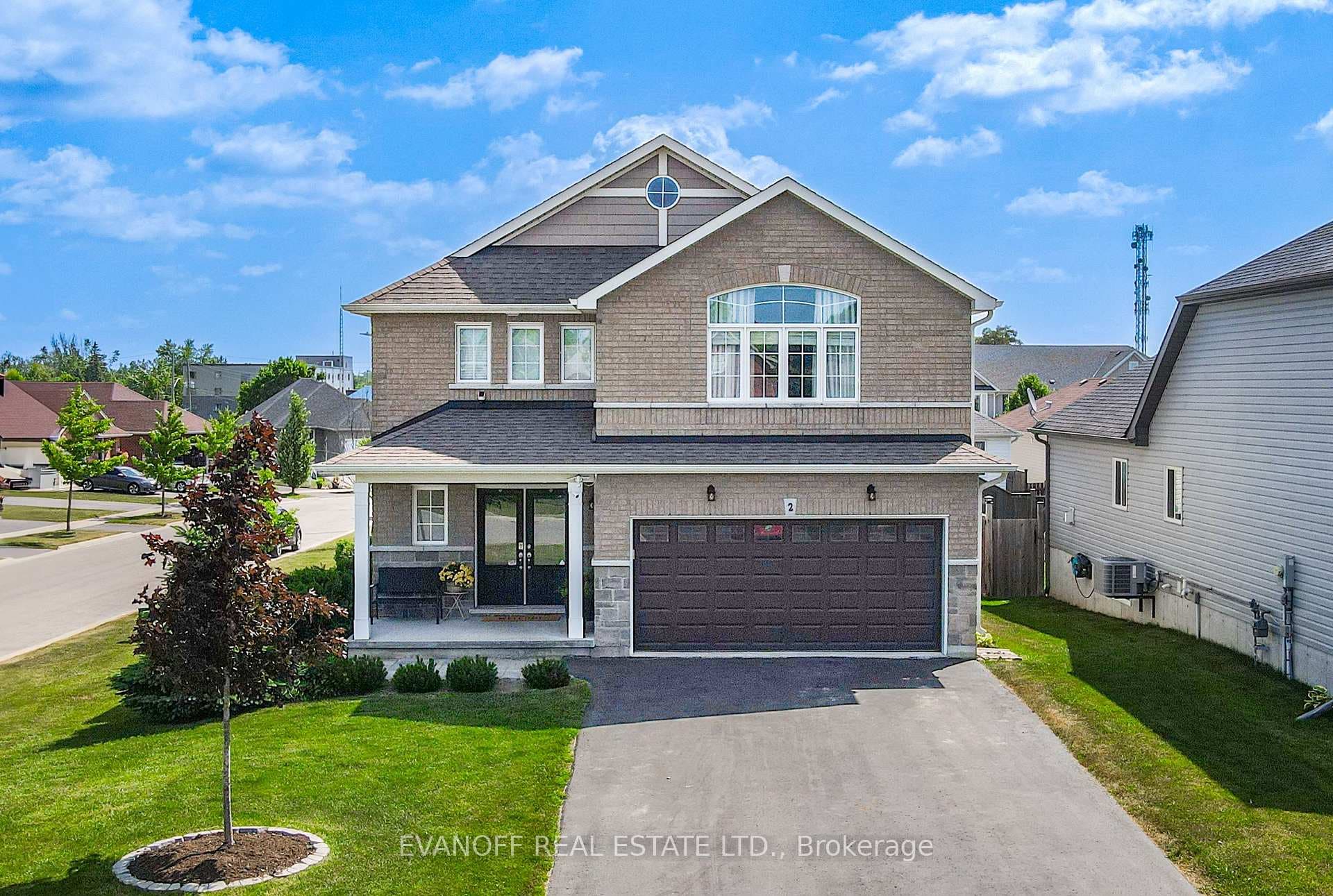 Welcome to 2 Tina Crt