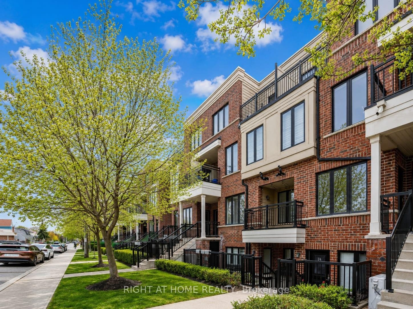 120 Twenty Fourth Street Unit 23, Liberty Village / Parkdale / South Parkdale, ON M8V 0B8 - Photo 1