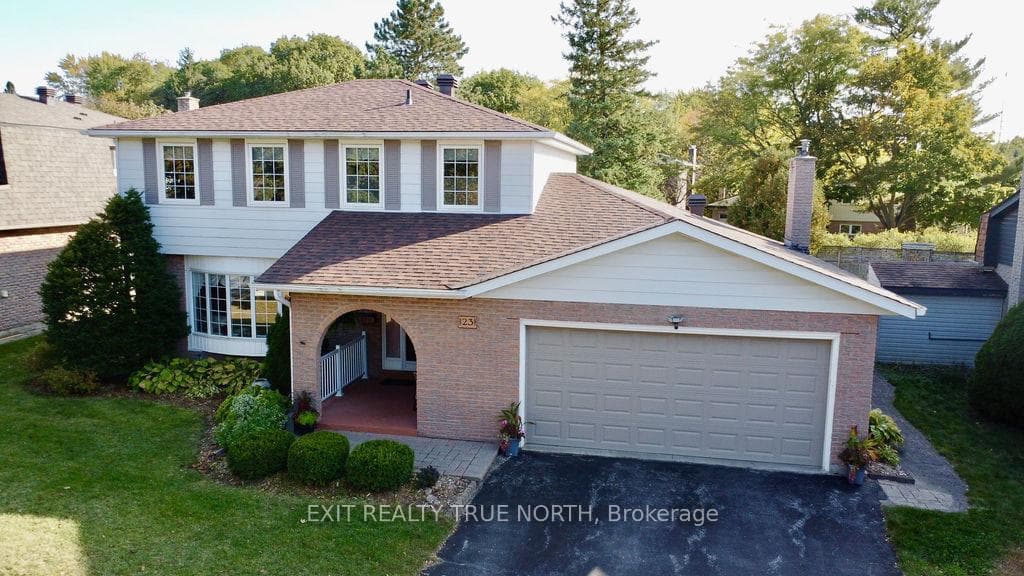 23 Debra Crescent, Barrie, ON L4N 3T2 - Photo 1