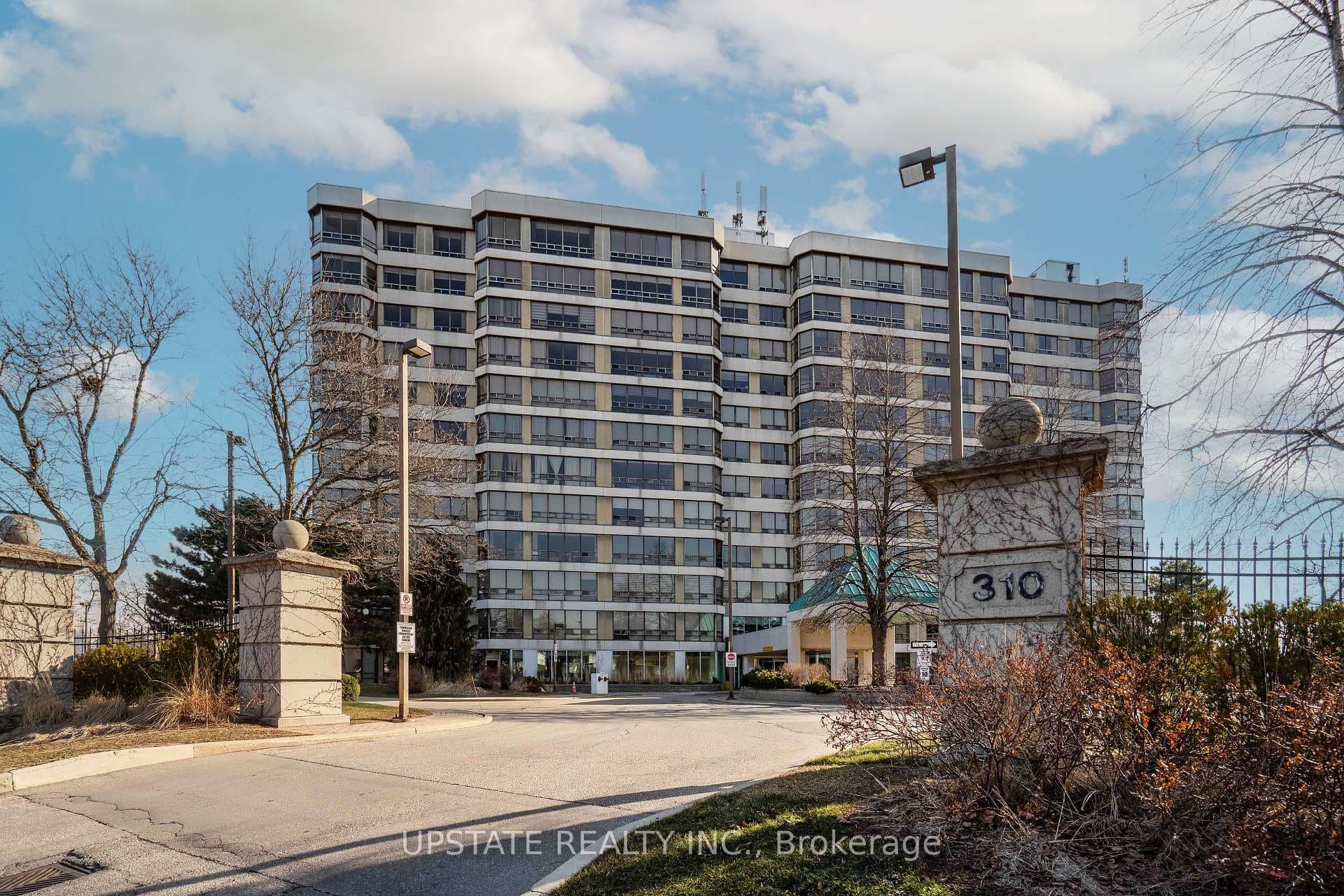 310 Mill Street Unit 306, Brampton, ON L6Y 3B1 - Photo 1