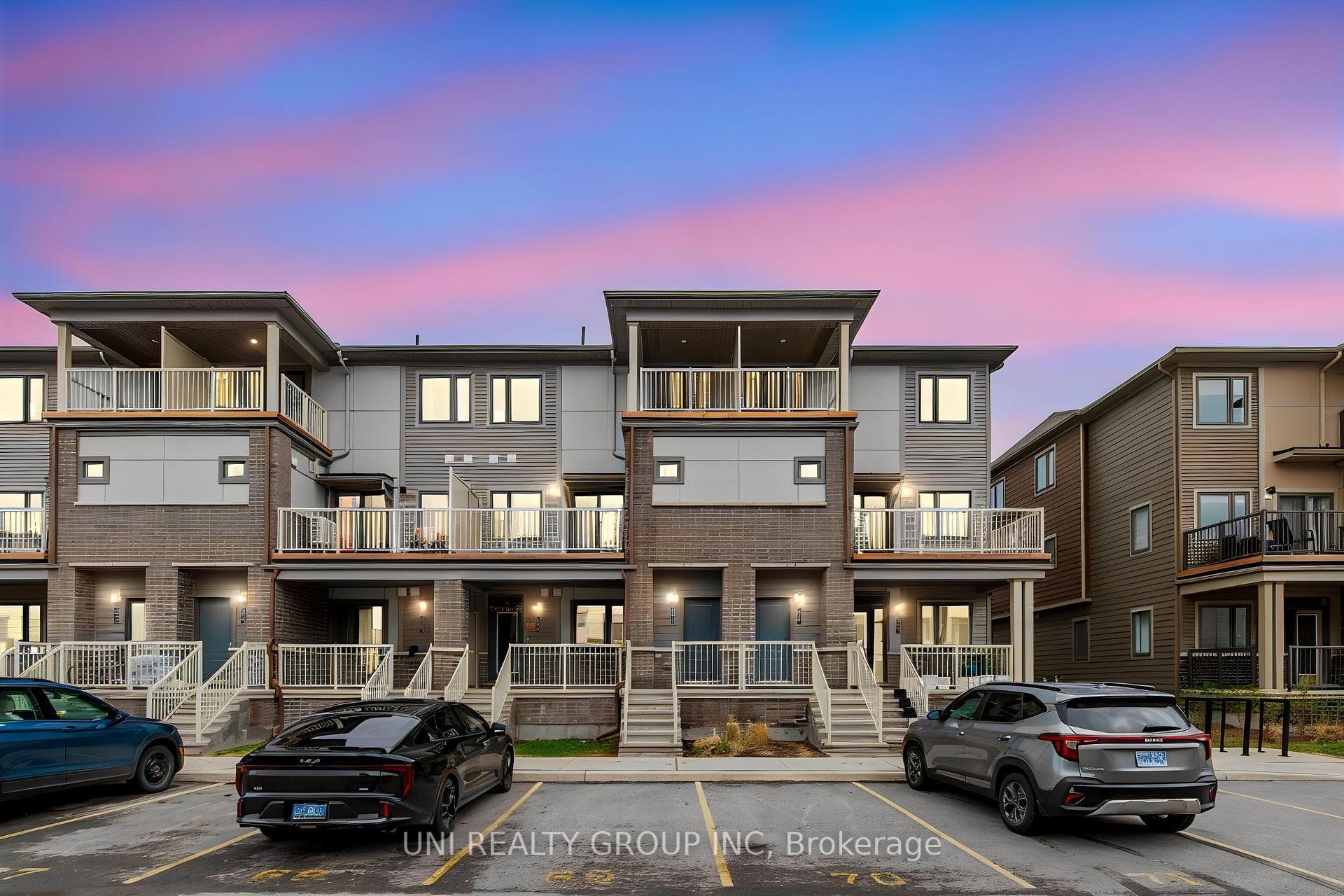 264 ANYOLITE Private, Barrhaven