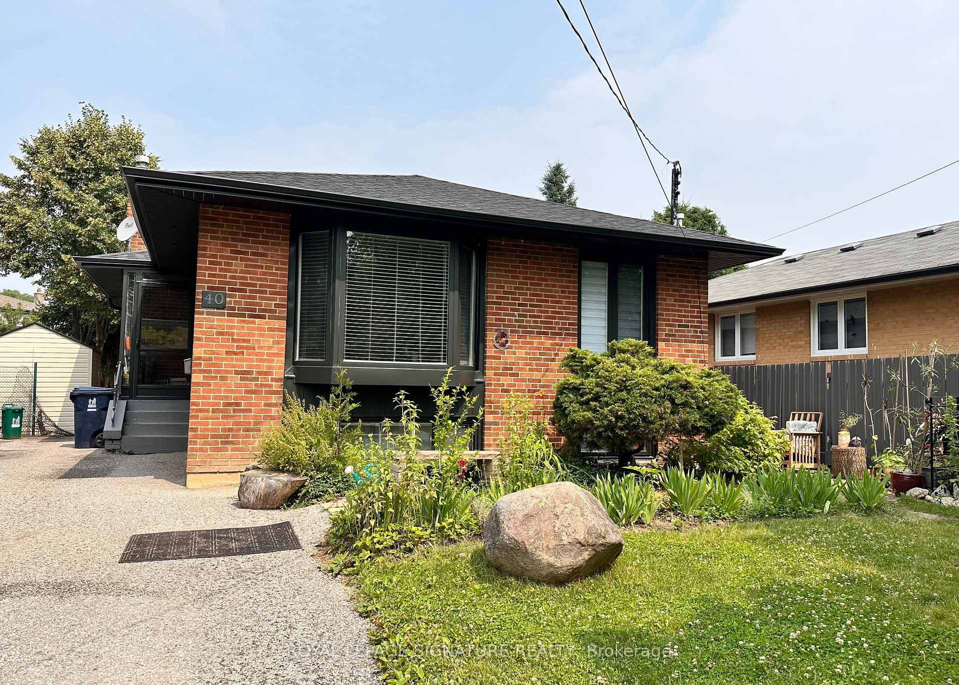 40 Waterfield Drive Unit MAIN, Scarborough (West Hill / Highland Creek), ON M1P 3W7 - Photo 1