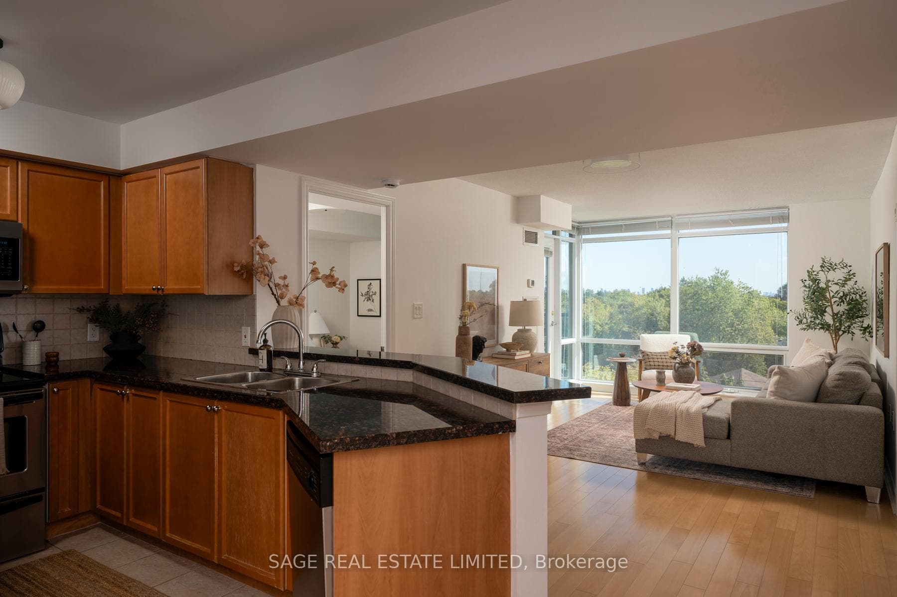 3830 Bathurst Street Unit 606, North York (Bathurst Manor / Clanton Park), ON M3H 6C5 - Photo 1