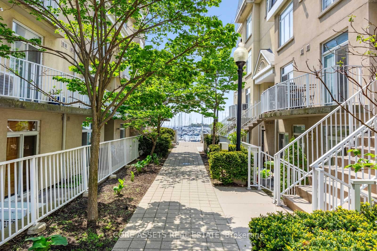 32 Stadium Road Unit 338, Toronto C01
