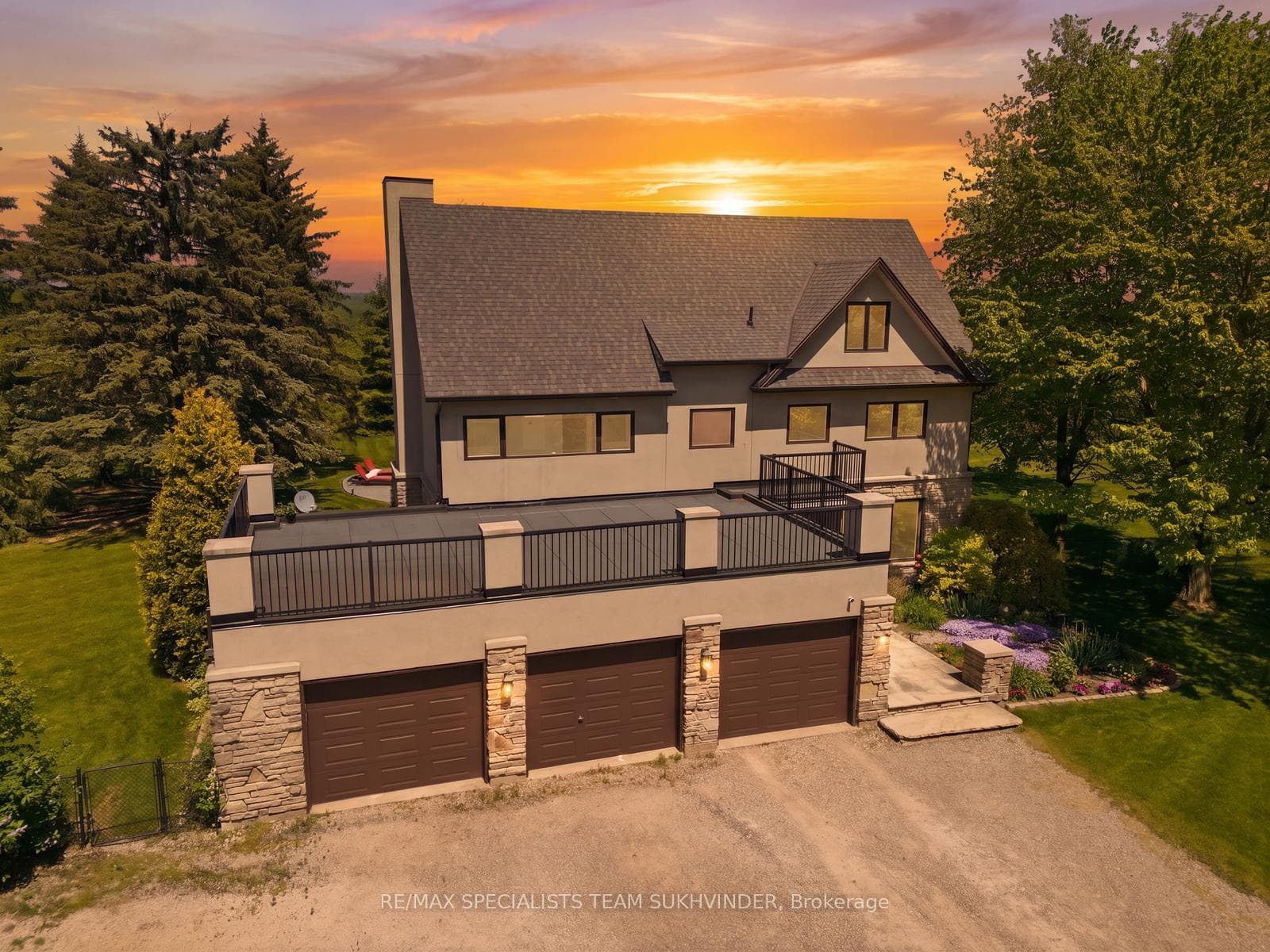 15415 Clayhill Road, Halton Hills, ON L7G 4S8 - Photo 1