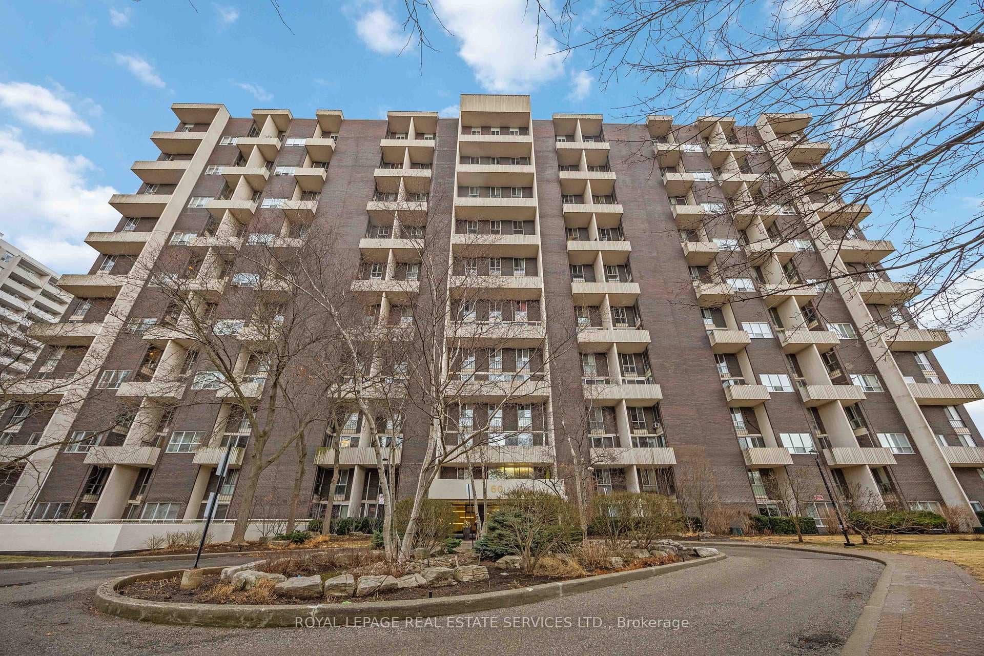 60 Southport Street Unit 808, High Park / Junction / Roncesvalles, ON M6S 3N4 - Photo 1