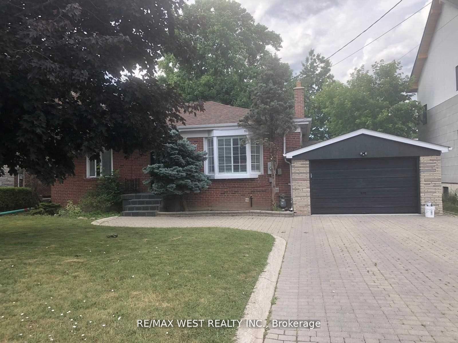 54 Codsell Avenue Unit Basement, North York (Bathurst Manor / Clanton Park), ON M3H 3V9 - Photo 1