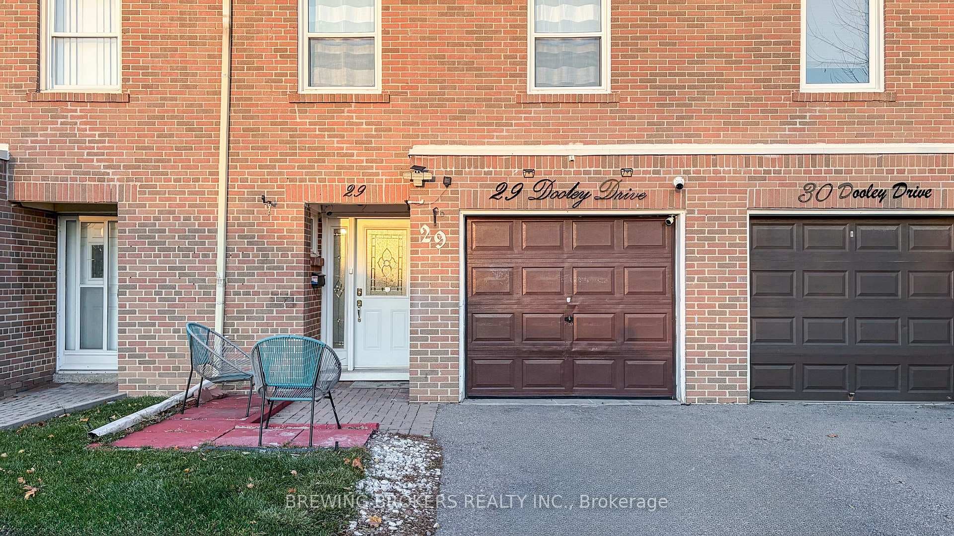 7255 Dooley Drive Unit 29, Mississauga, ON L4T 2S7 - Photo 1
