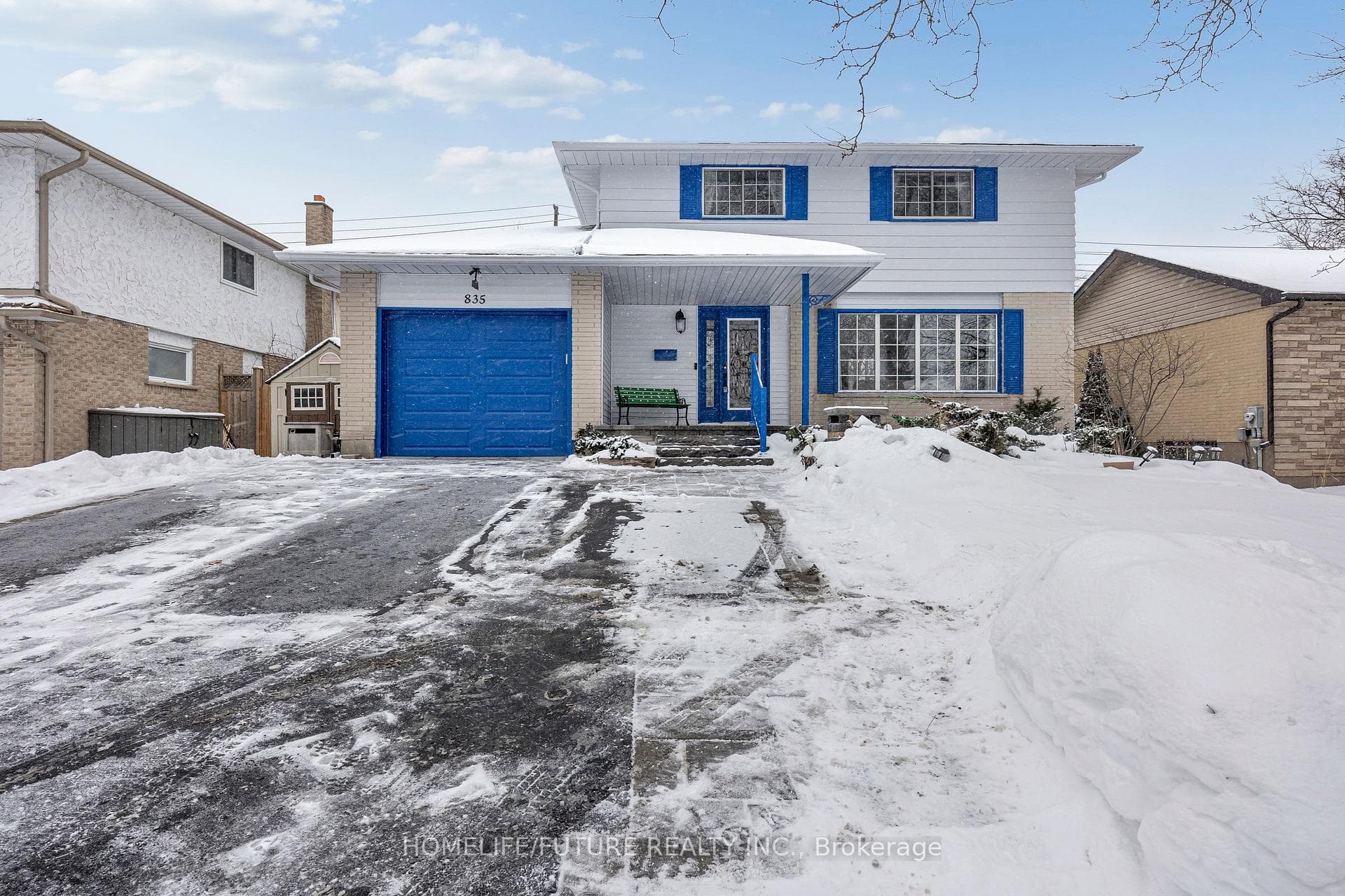 835 Carnaby Crescent, Oshawa, ON L1G 2Y7 - Photo 1