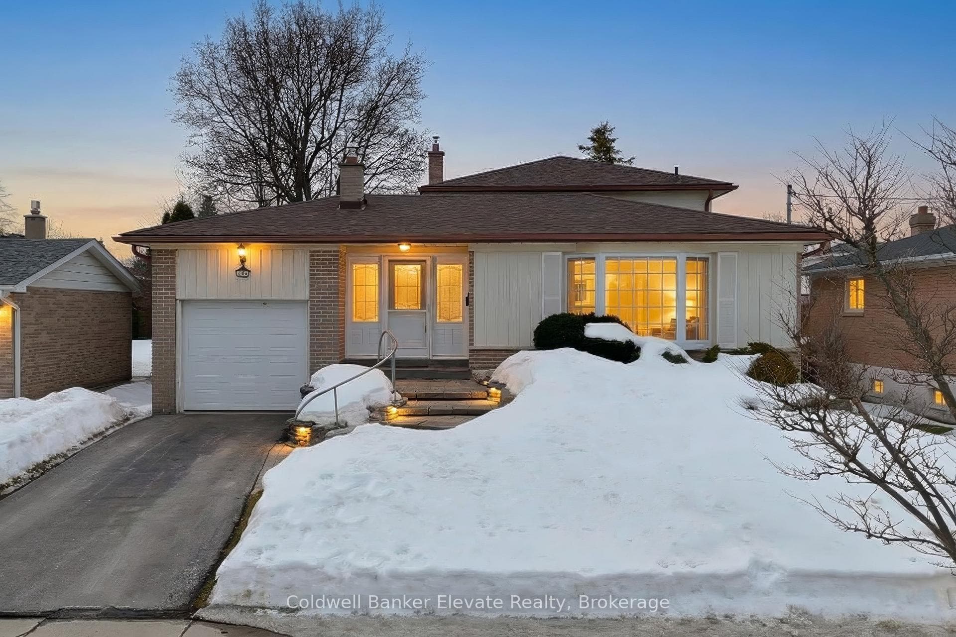 234 Delrex Boulevard, Halton Hills, ON L7G 4E9 - Photo 1