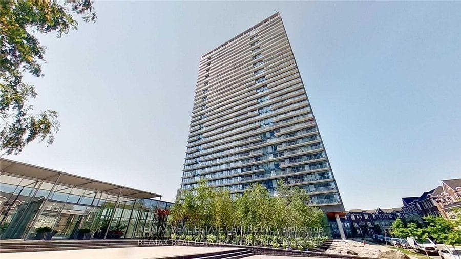 105 The Queensway N/A Unit 1010, High Park / Junction / Roncesvalles, ON M6S 5B5 - Photo 1