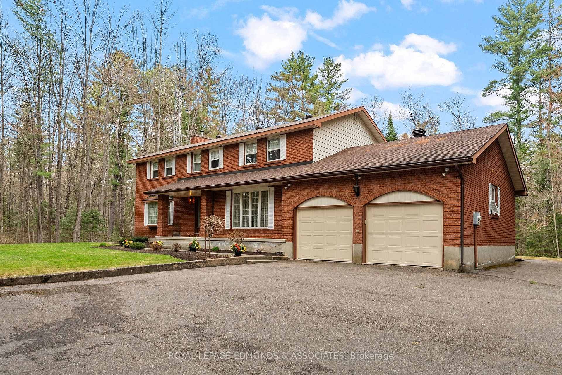 1452 B Line Road, Laurentian Valley