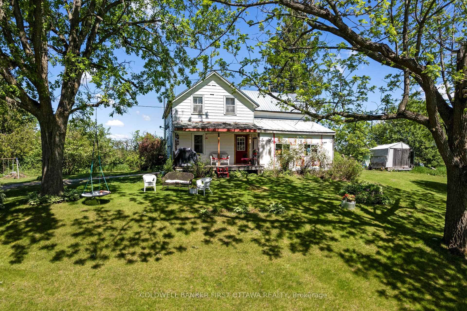 400 Buttermilk Hill Road, Drummond/North Elmsley, ON K7H 3C3 - Photo 1