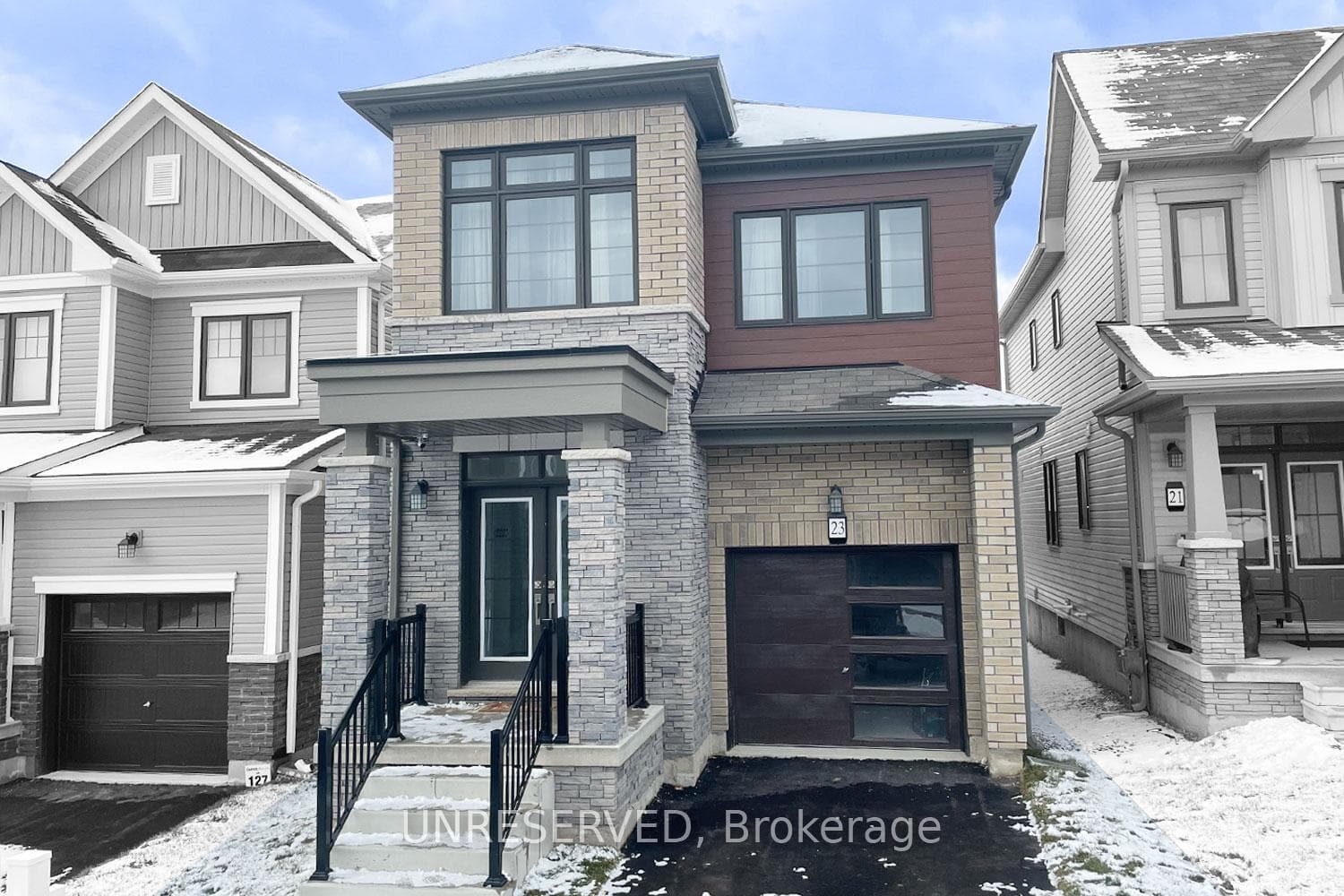 23 Santos Drive, Haldimand, ON N3W 0H1 - Photo 1