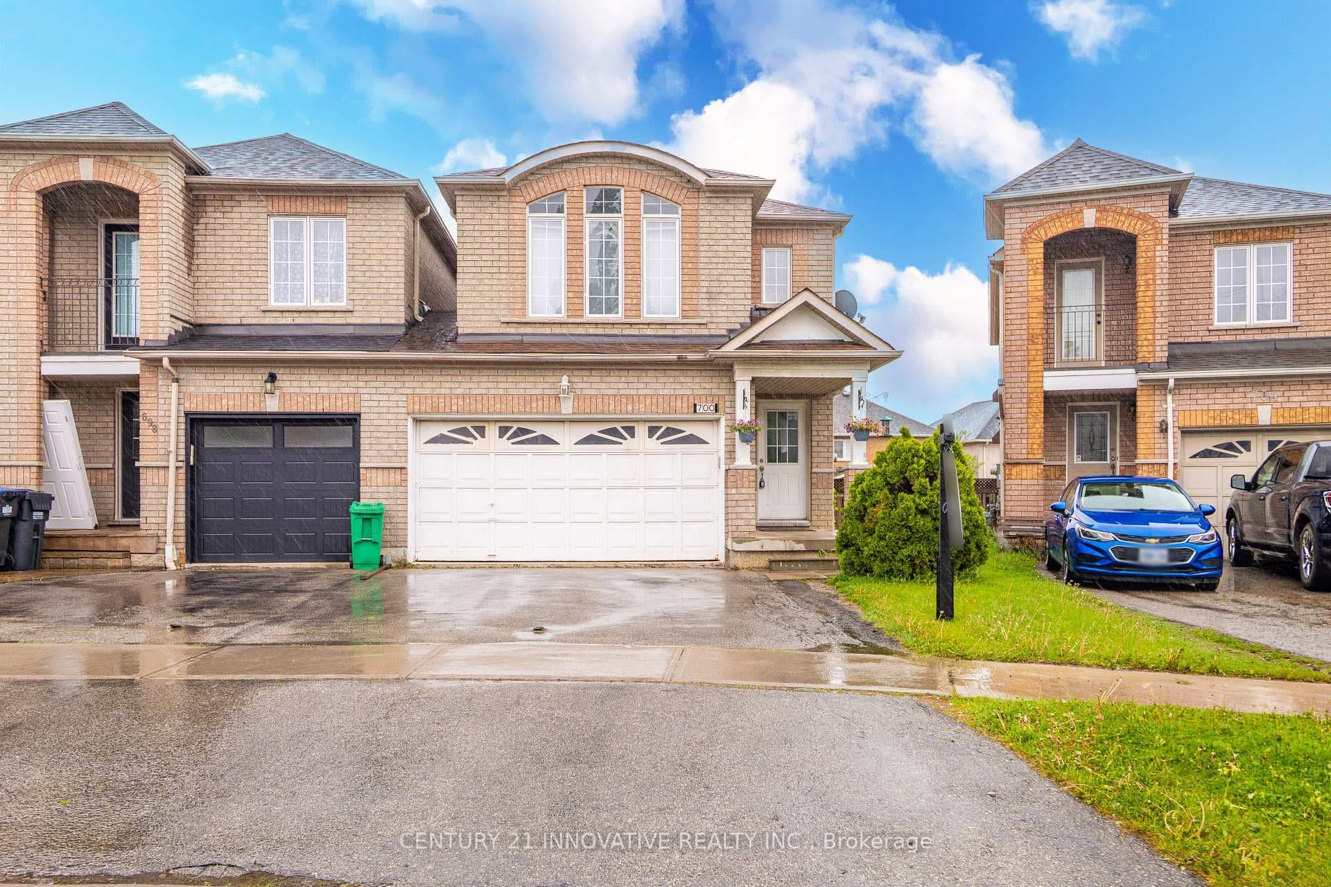 700 Rossellini Drive, Mississauga, ON L5W 1L1 - Photo 1