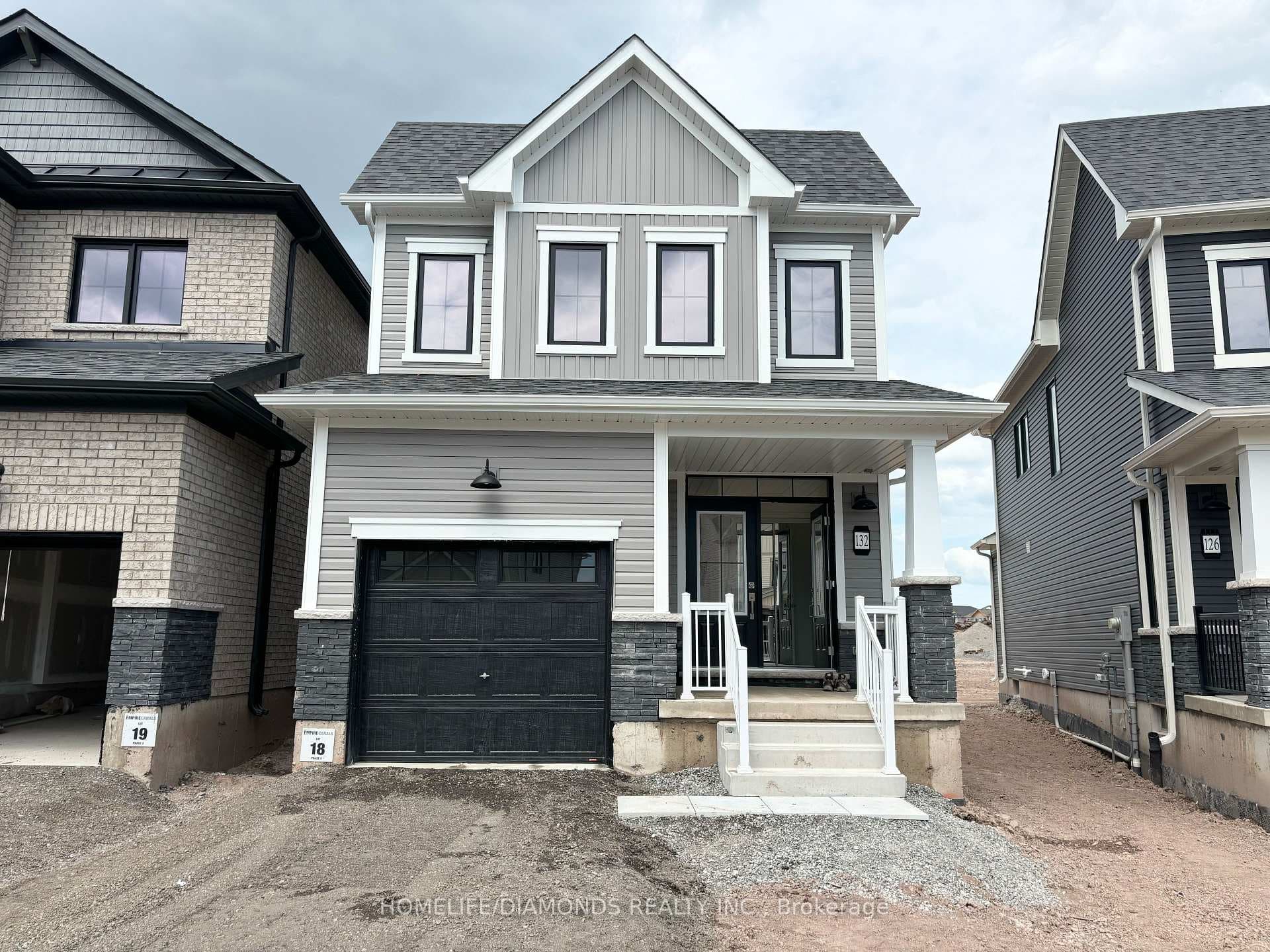 132 PORT Crescent, Welland
