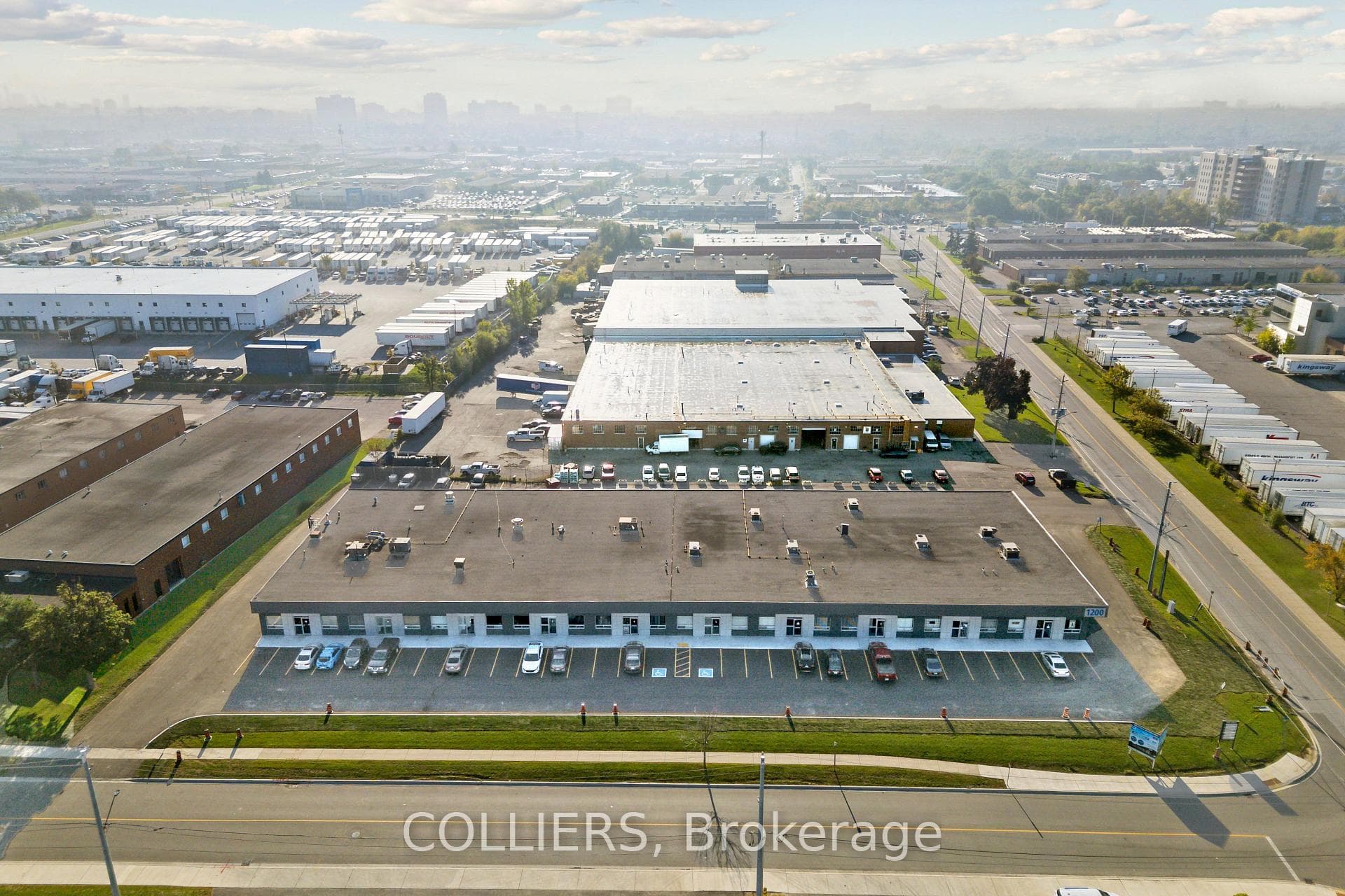 1200 Aimco Boulevard Unit 8 & 9, Mississauga, ON L4W 1B2 - Photo 1