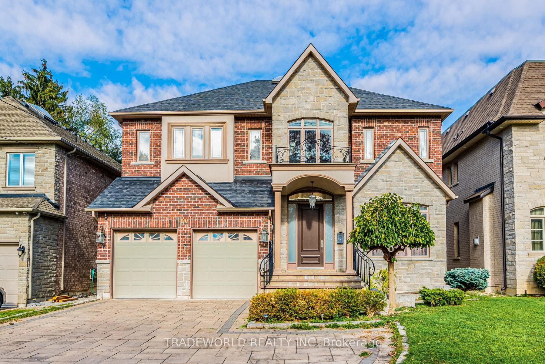 190 Duncan Road, Richmond Hill, ON L4C 6J9 - Photo 1