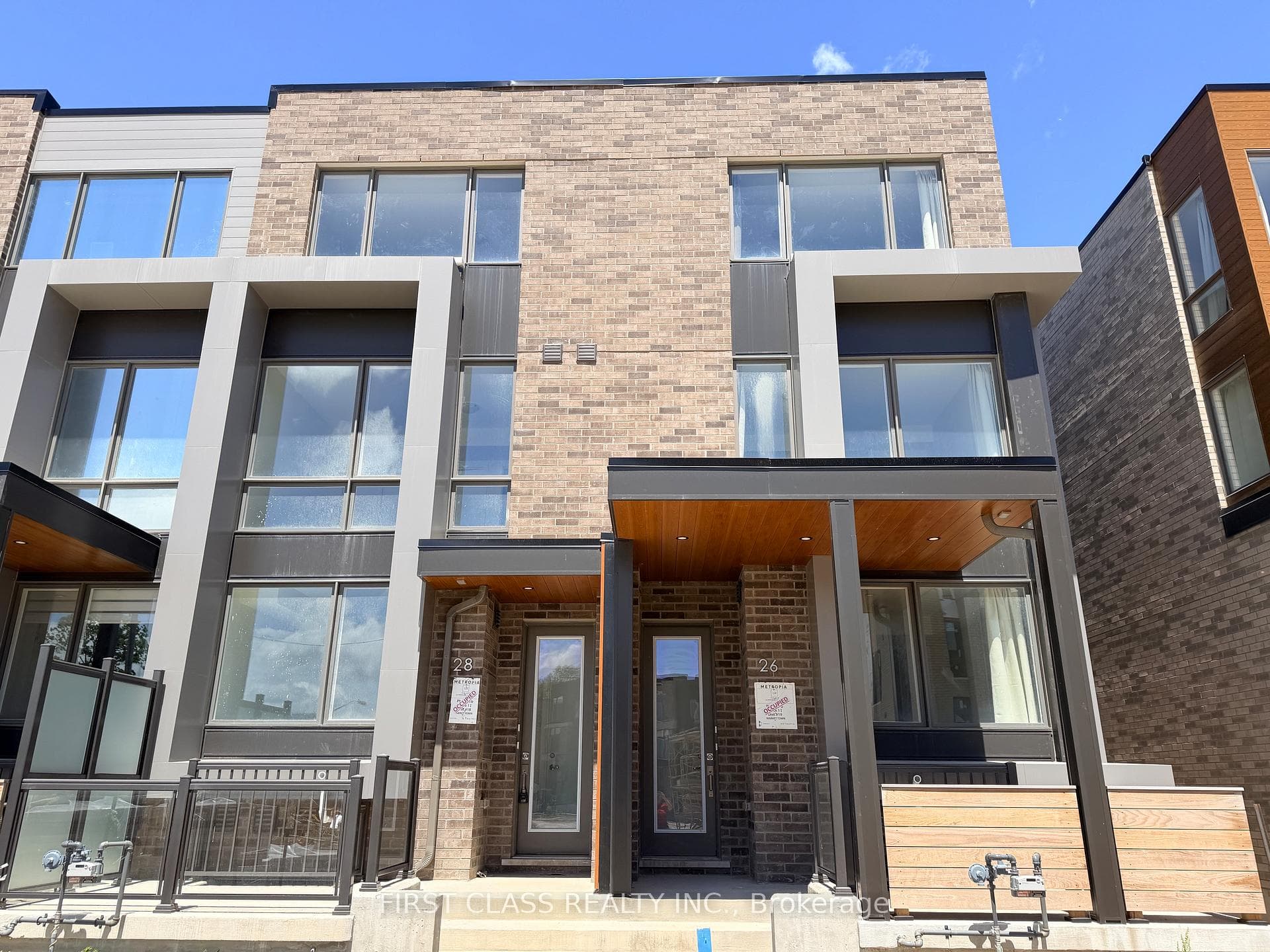 26 Green Garden Boulevard Unit BSMT, Lawrence Park / Bedford Park, ON M6A 1N3 - Photo 1