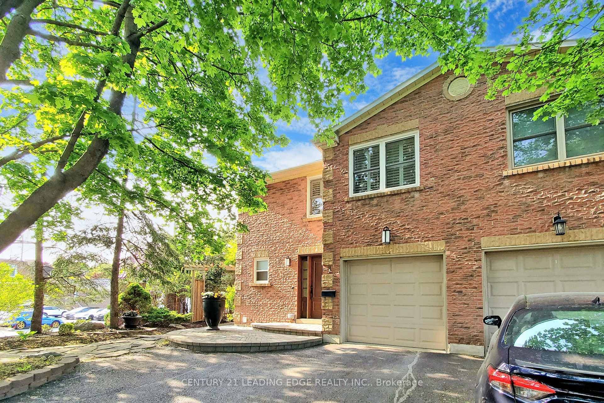1 Sarah Jane Court, Markham