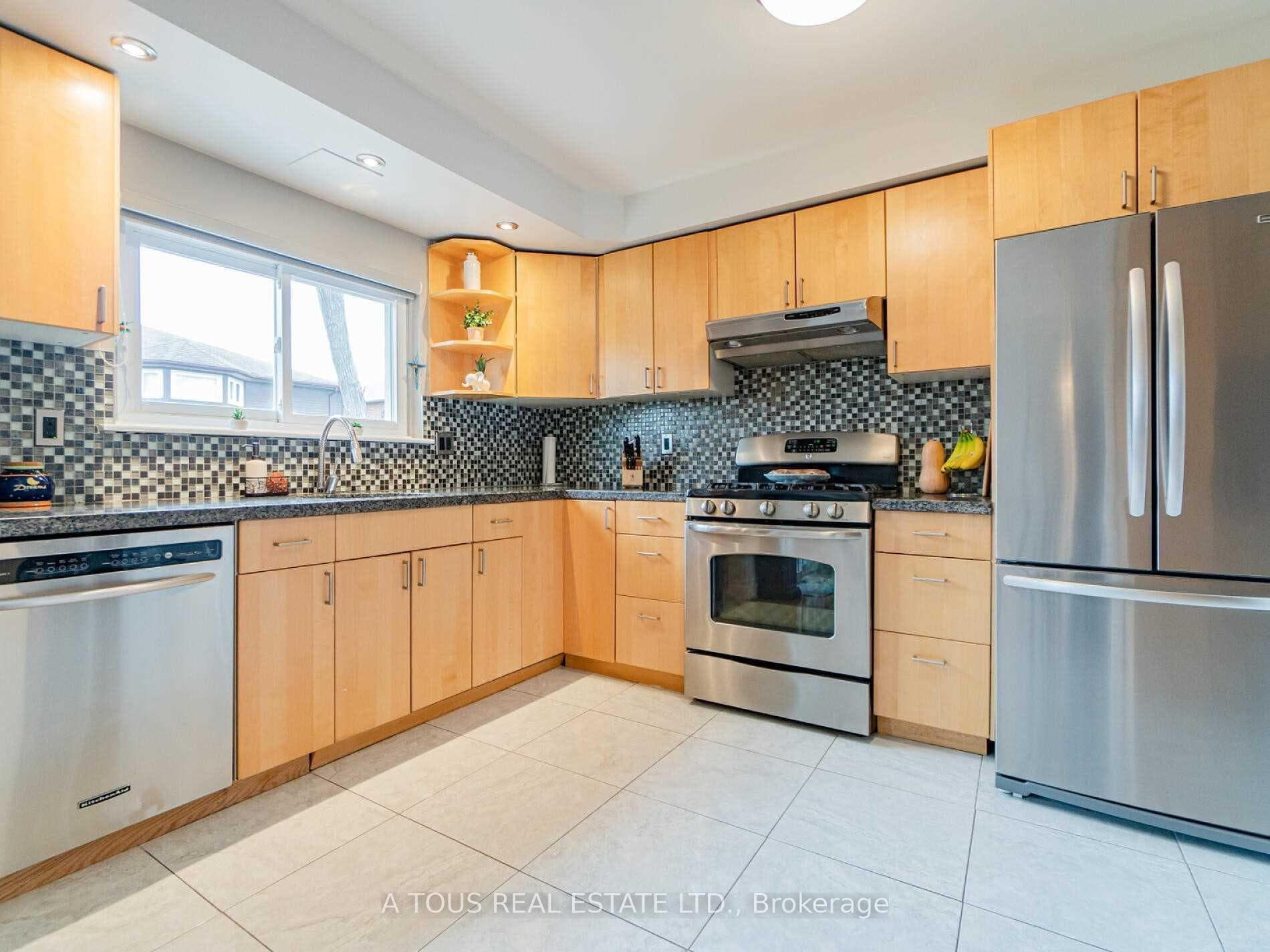 11 Edwin Drive, Brampton, ON L7G 5L8 - Photo 1