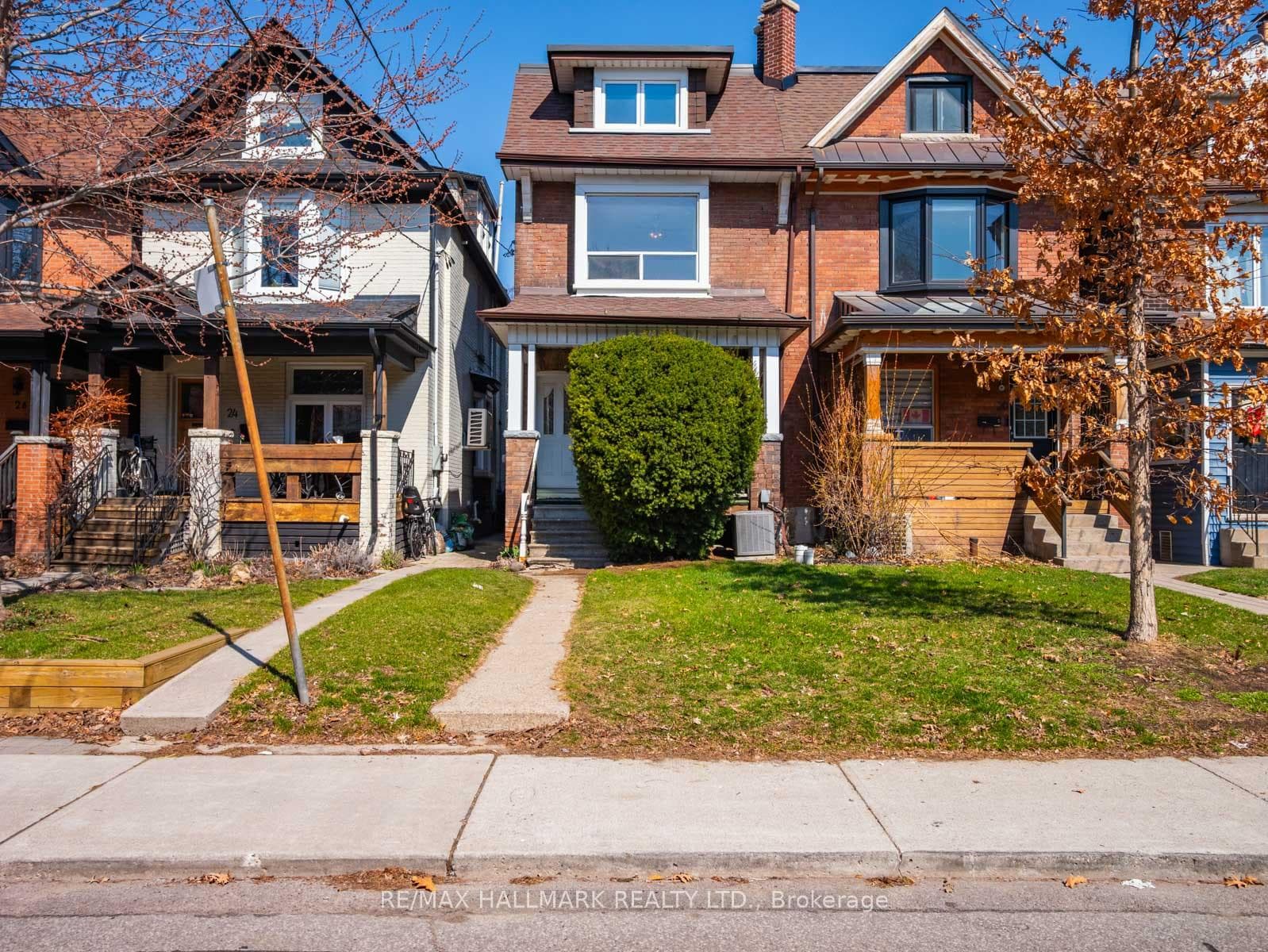 22 Kenneth Avenue, Bloor West Village / Swansea, ON M6P 1H9 - Photo 1