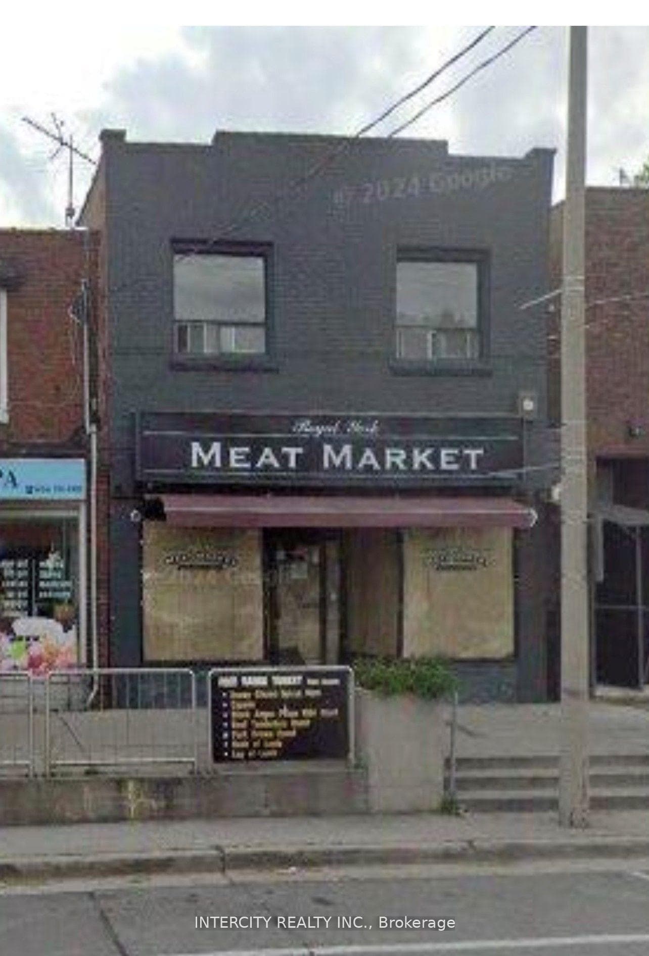 392 Royal York Drive Unit 1, Liberty Village / Parkdale / South Parkdale, ON M8Y 2R3 - Photo 1