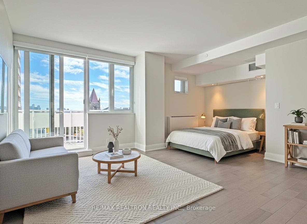 11 Walmer Road Unit 409, Annex / Yorkville / Summerhill, ON M5R 2W9 - Photo 1