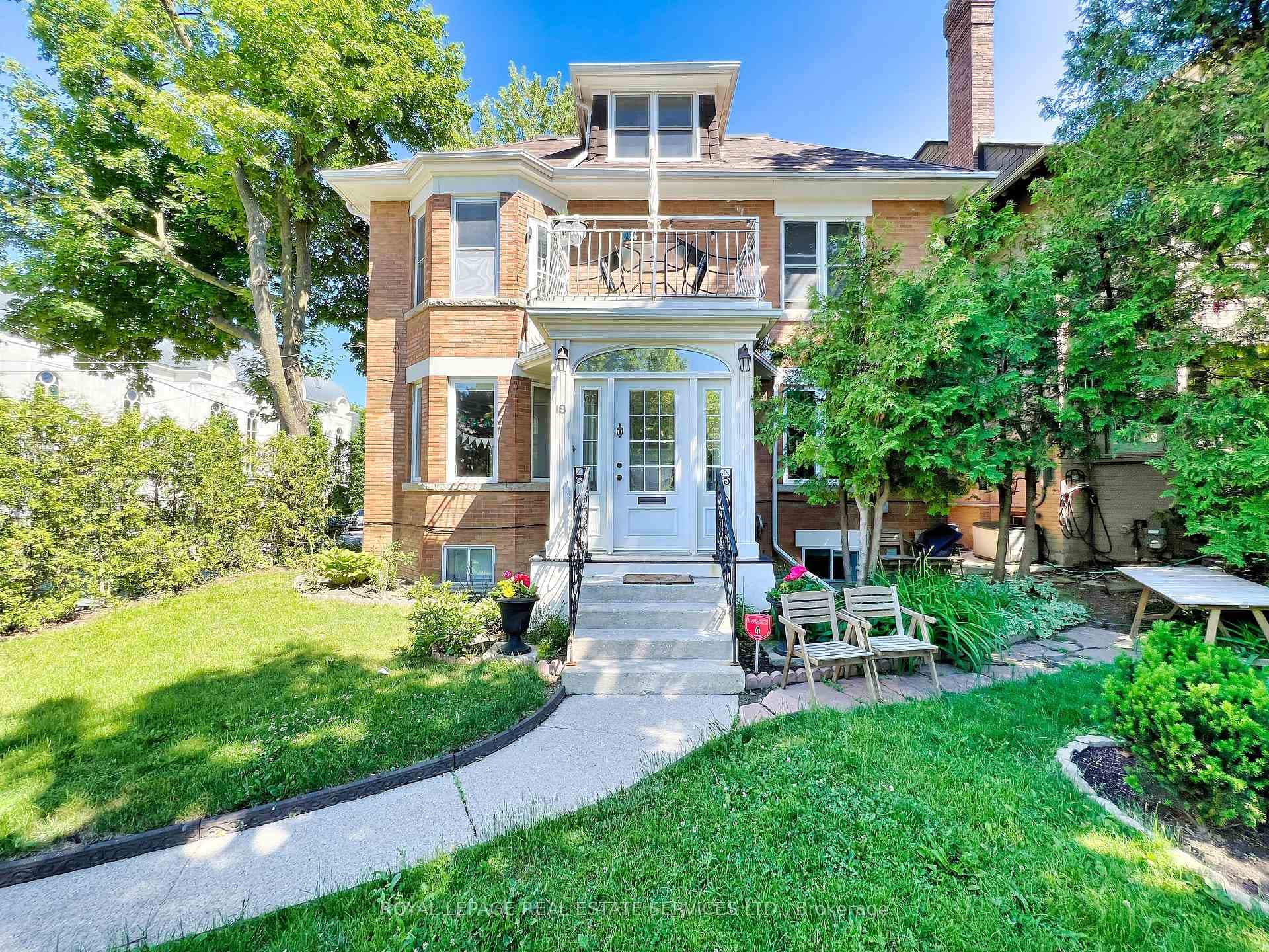 18 Shorncliffe Avenue, Annex / Yorkville / Summerhill, ON M4V 1T1 - Photo 1
