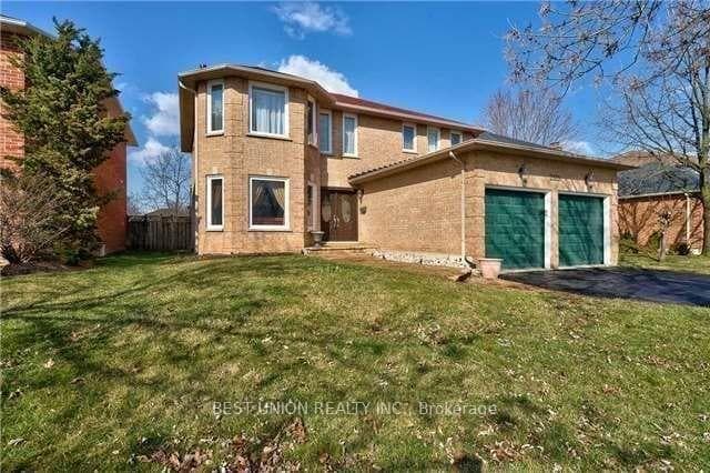 2323 Towne Boulevard, Oakville