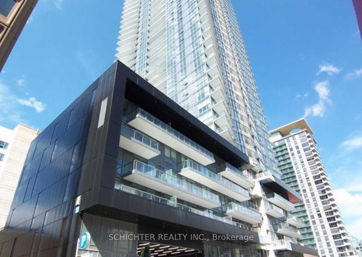 30 Roehampton Avenue Unit 604, Leaside / Davisville, ON M4P 0B9 - Photo 1
