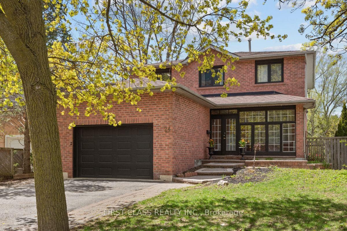 24 Brookland Avenue, Aurora, ON L4G 3Y4 - Photo 1