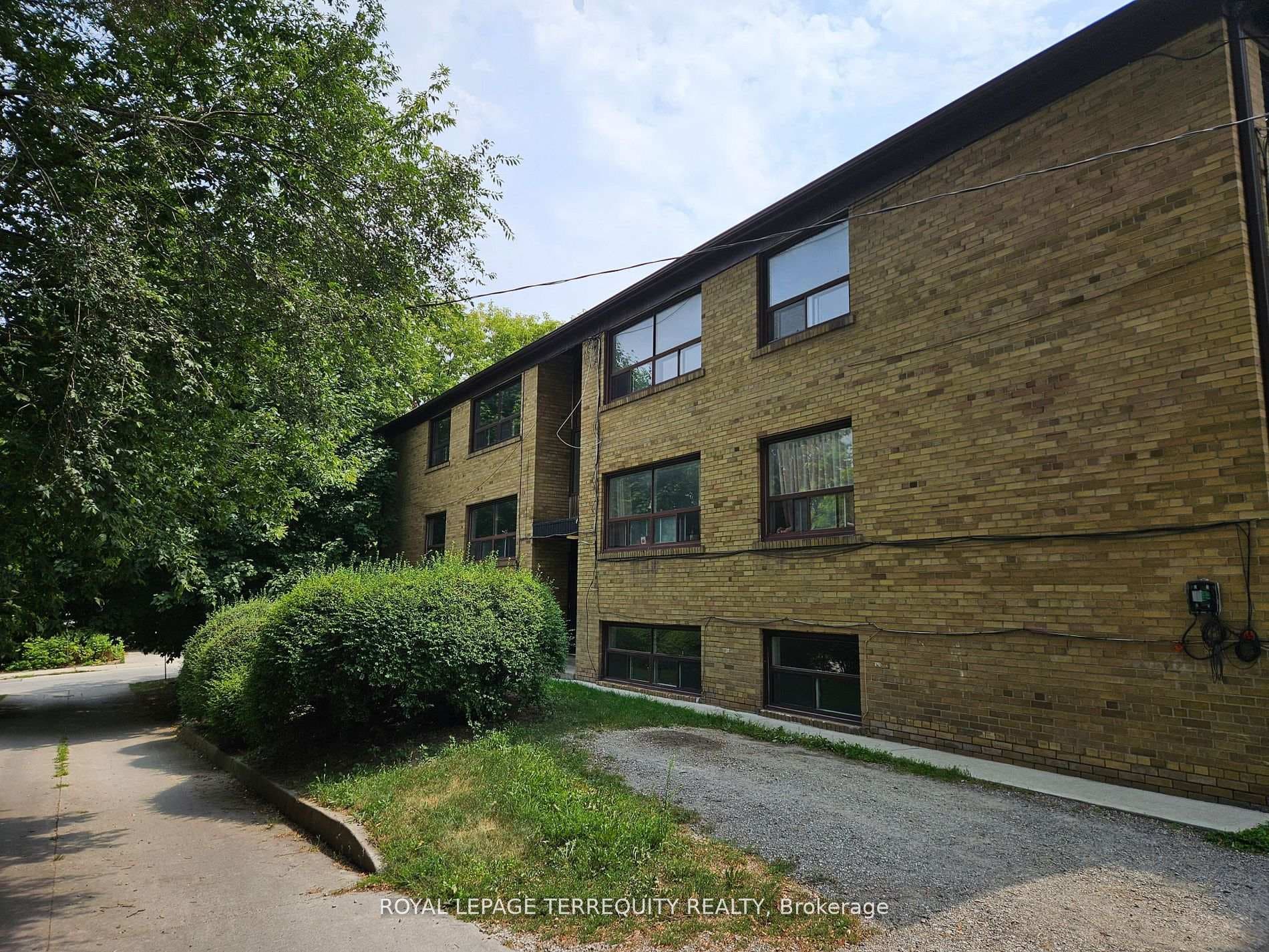 450 Arlington Avenue Unit 7, Forest Hill / Deer Park, ON M6C 3A2 - Photo 1