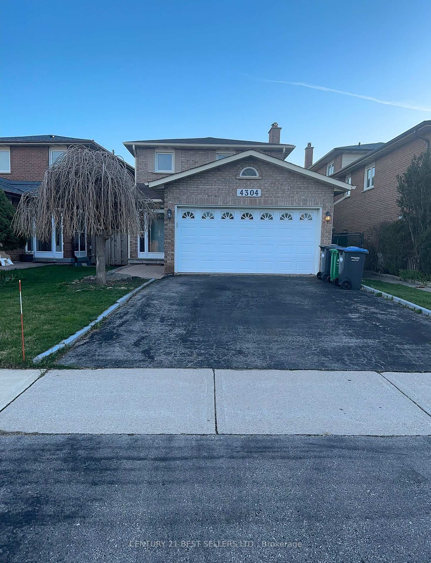 4304 Highgate Crescent, Mississauga, ON L4W 3H2 - Photo 1