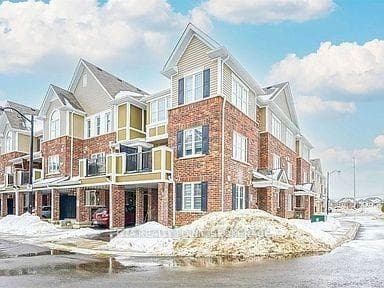 1222 Rose Way Unit 52, Milton, ON L9E 1P1 - Photo 1