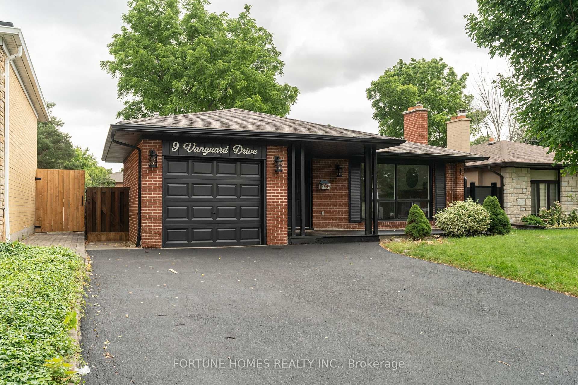 9 Vanguard Drive, Toronto W08