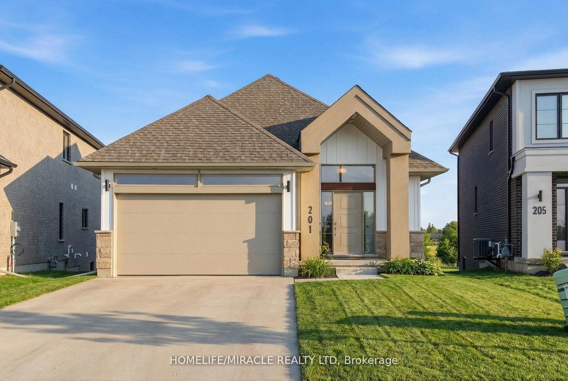 201 Dempsey Drive, Stratford, ON N5A 0K5 - Photo 1