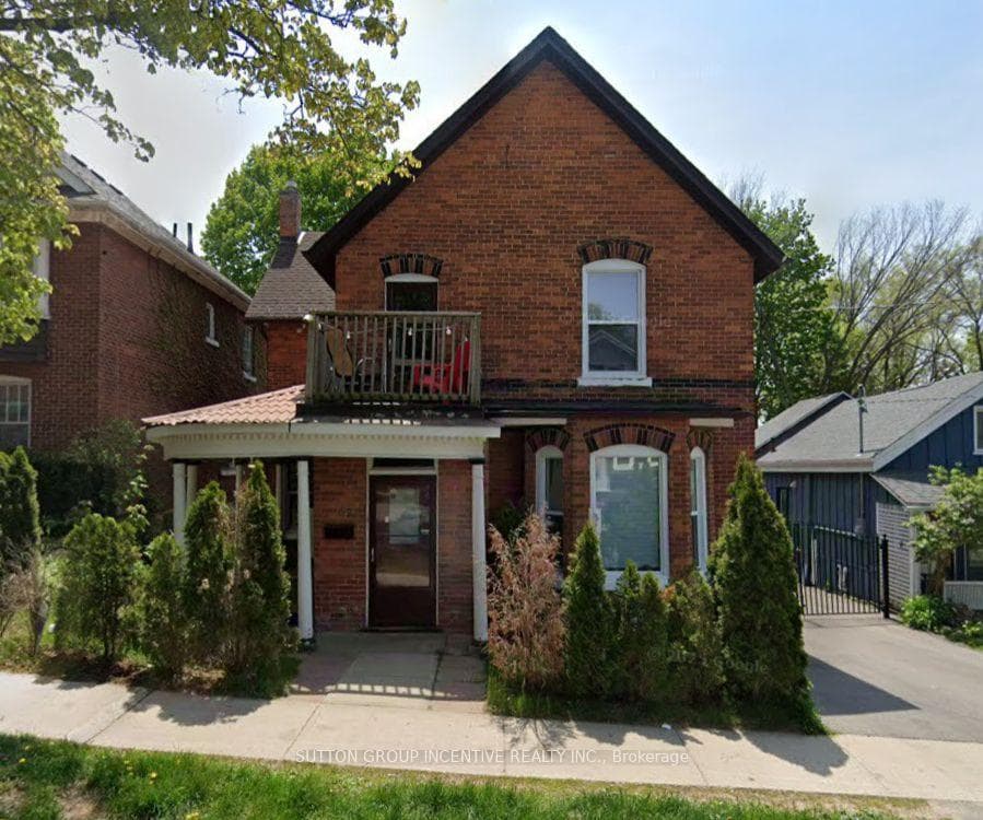 67 Mcdonald Street, Barrie, ON L4M 1P4 - Photo 1