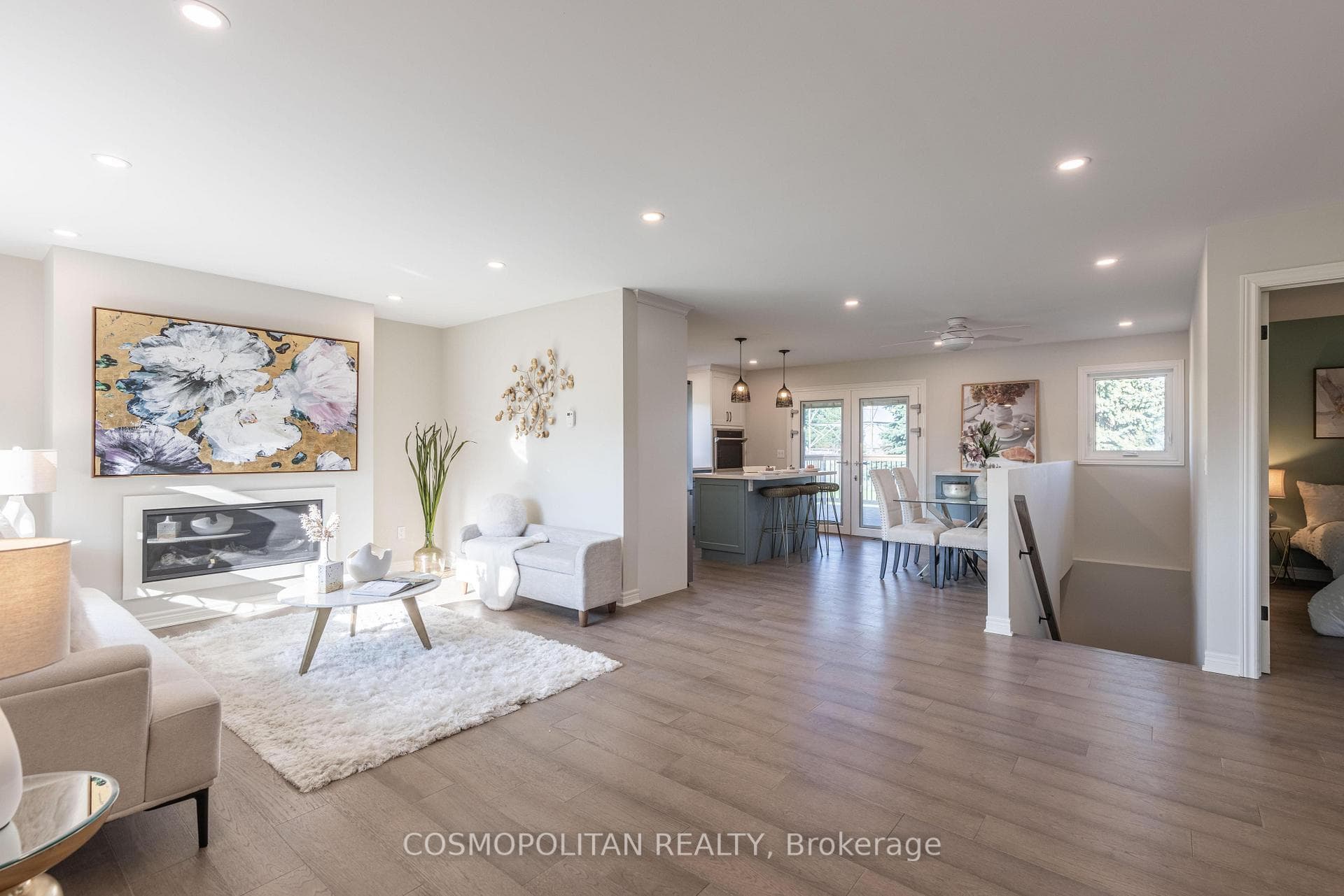 2220 Stanley Avenue, Niagara Falls, ON L2E 6S4 - Photo 1