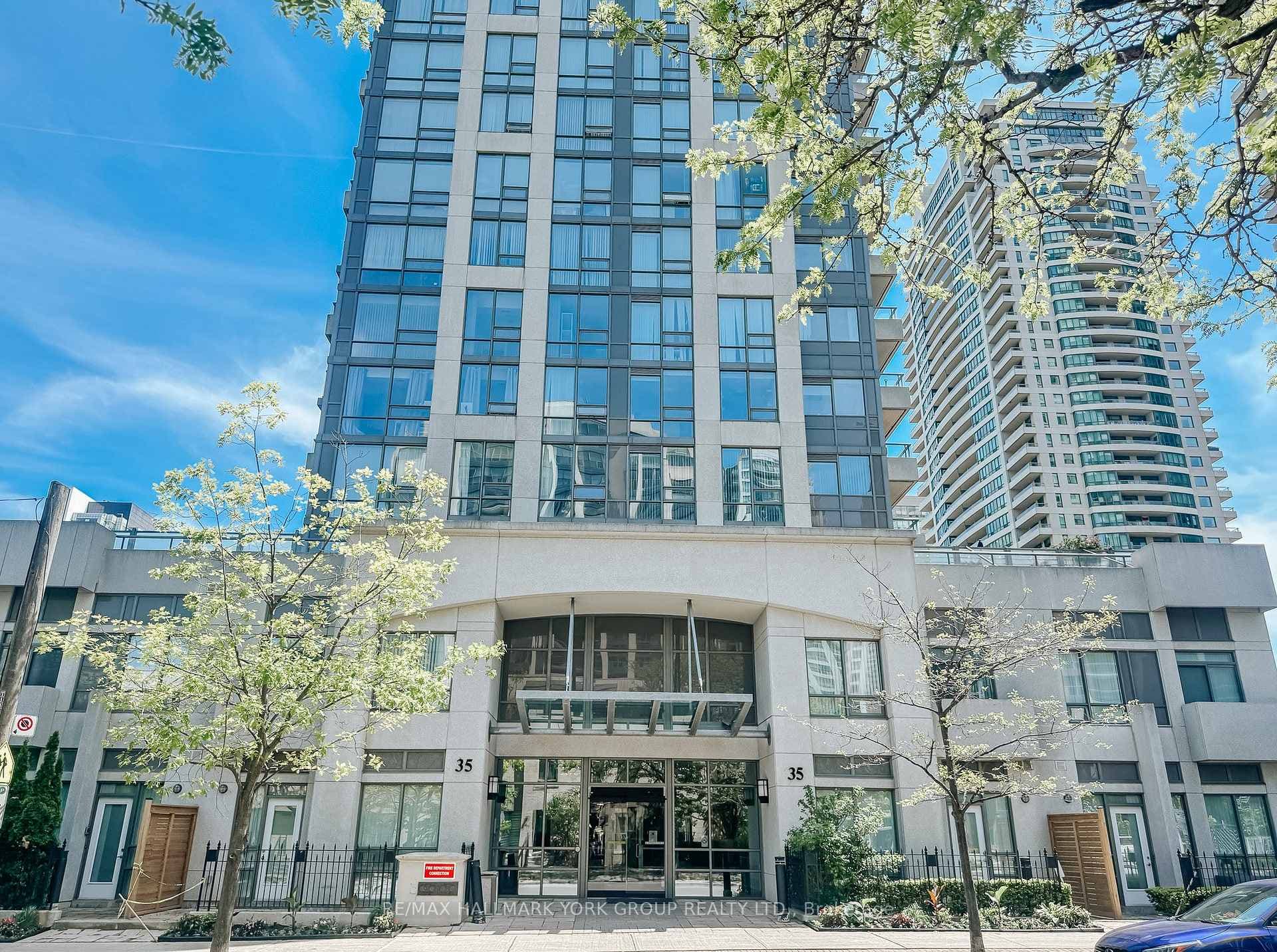 35 Hollywood Avenue Unit 2109, Willowdale / Newtonbrook, ON M2N 0A9 - Photo 1